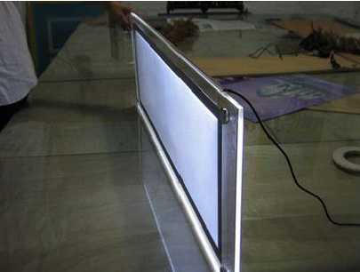 榕江LED超薄灯箱的解析与应用。